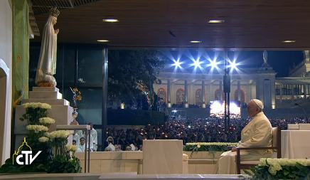 Méditation du pape à la Petite Chapelle des apparitions de Fatima 60
