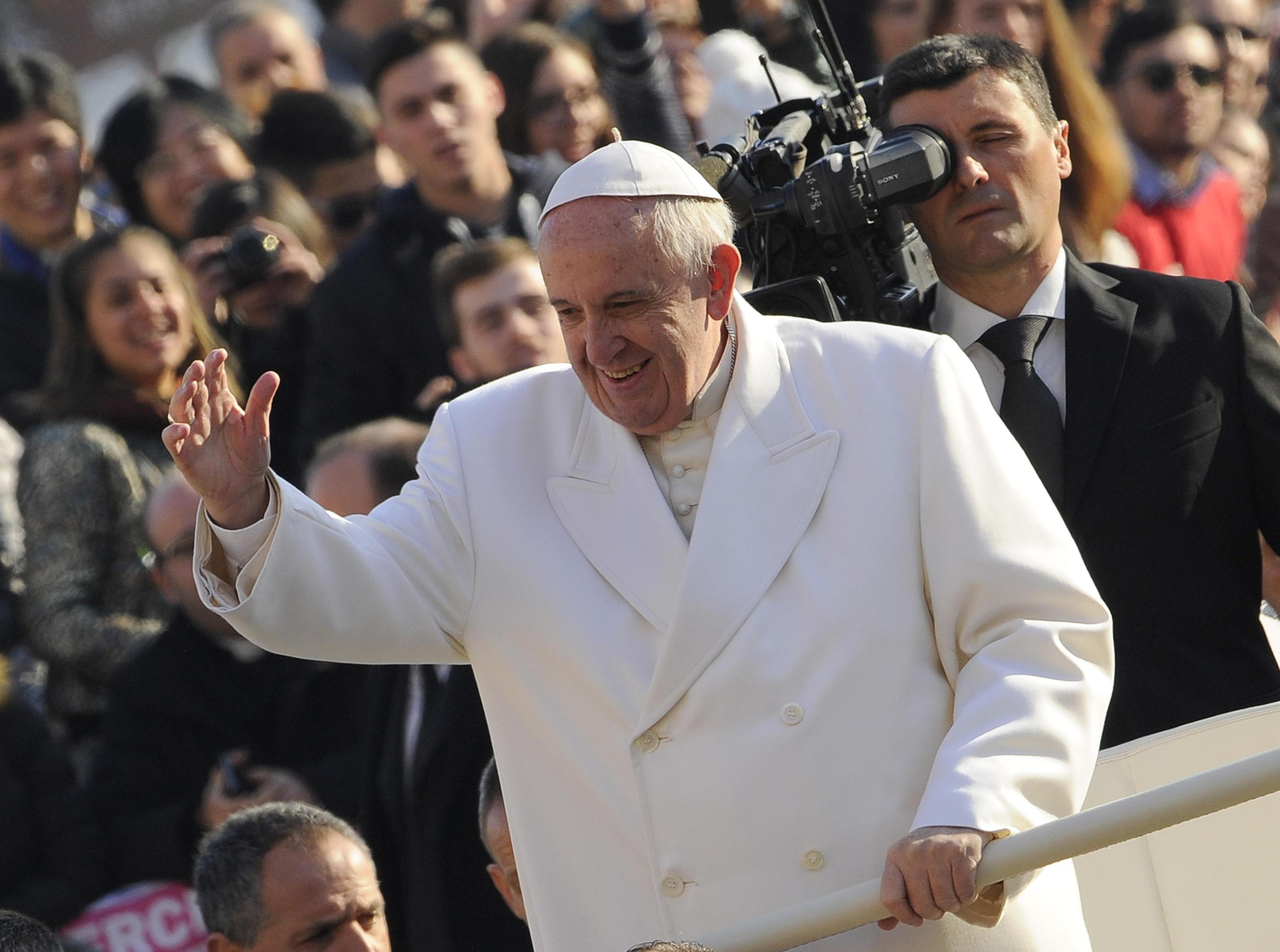 Le pape François pendant l'audience générale du 16 décembre 2015