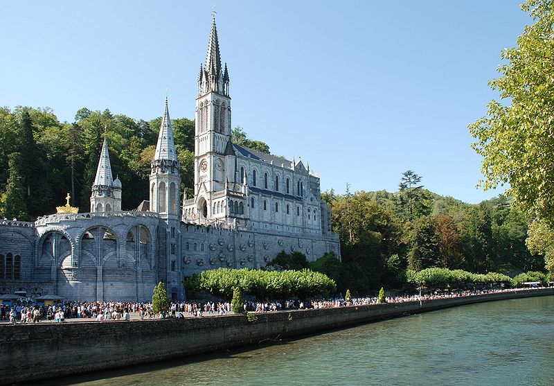 Lourdes © wikimedia commons
