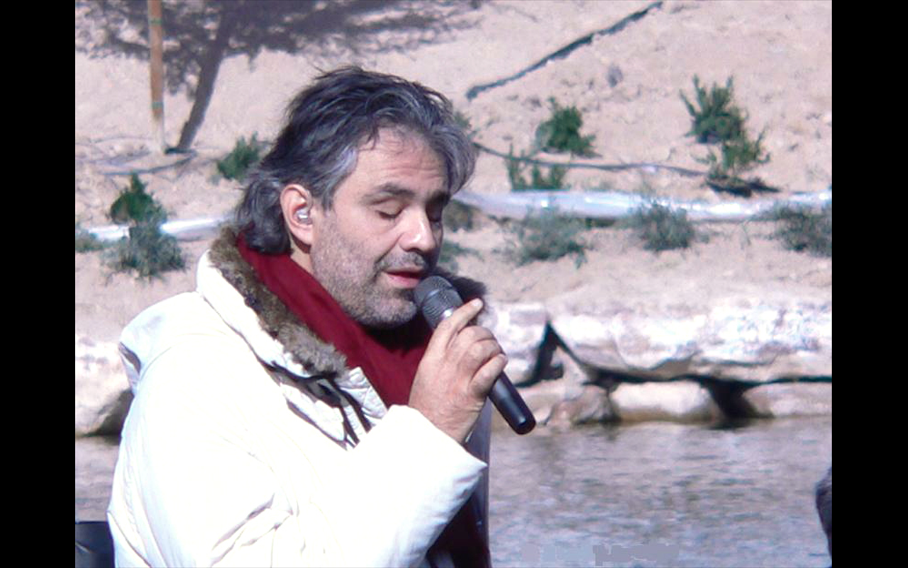El cantor y compositor italiano Andrea Bocelli