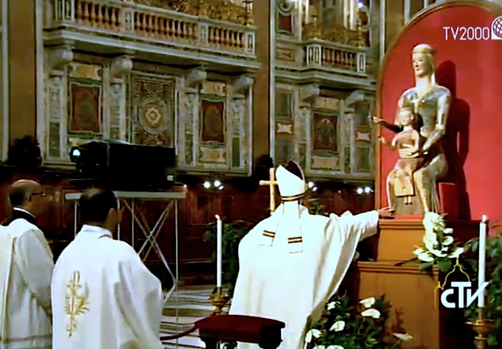 Pope Francis meet priest in the catedral of Rome - 12 June 2015