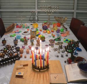 Hanouka jewish feast table