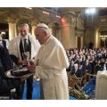 Le pape François à la Grande synagogue de Rome, 17 janvier 2016 - L'OSSERVATORE ROMANO