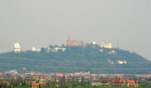 Sanctuaire Notre-Dame de Sheshan, Shanghai (Chine Populaire), Wikimedia Commons