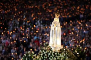 La Vierge de Fatima, sanctuaire de Fatima (Portugal)