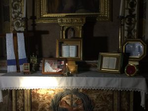 Le bréviaire du père Hamel à Rome, capture CTV à San Bartolomeo de Rome Sant'Egidio