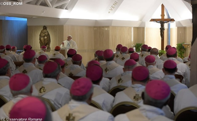 Messe avec les représentants pontificaux © L'Osservatore Romano