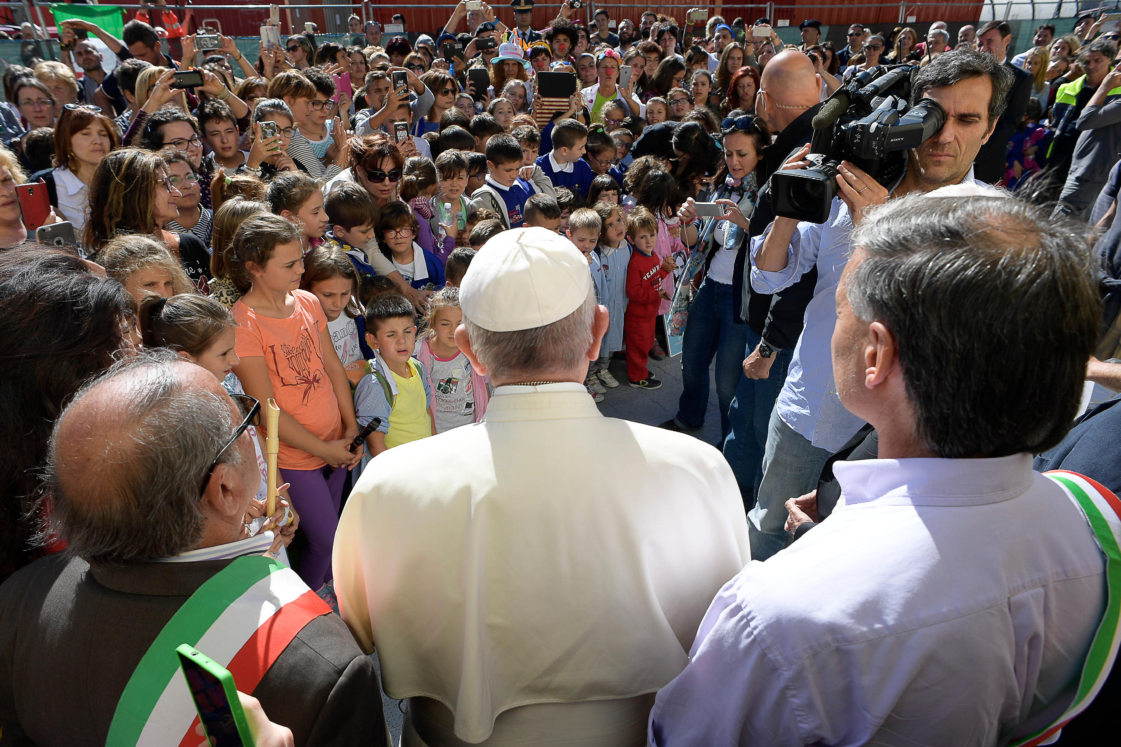 Le pape à Arquata del Tronto après le séisme @ L'Osservatore Romano