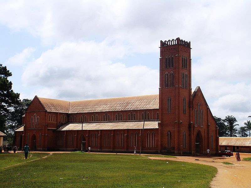 Cathédrale de Mbalmayo (Cameroun) wikipedia, domaine public