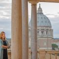 Mme Barbara Jatta, couroisie des Musées du Vatican