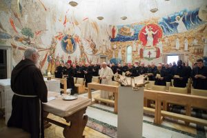 Prédication du p. Cantalamessa © L'Osservatore Romano