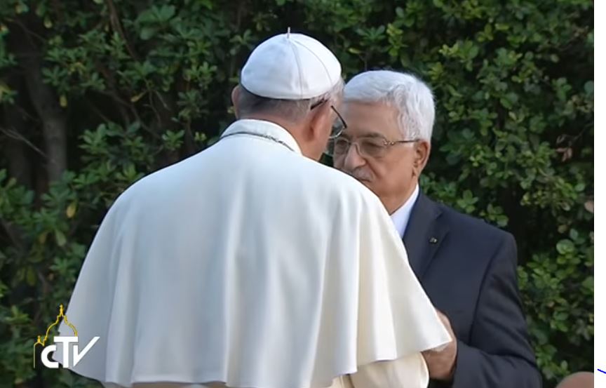 Le pape et Mahmoud Abbas, capture CTV