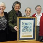 Le Prix card. Béa, sr Clare Jardine, sr Mary Babic (supérieure générale), sr Adriana Castro, sr Marie Lise Adou, courtoisie de NDS