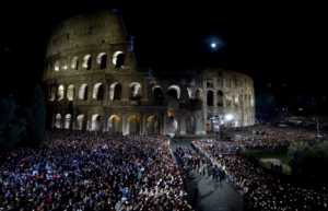 Chemin de croix au Colisée © opmcanada.ca