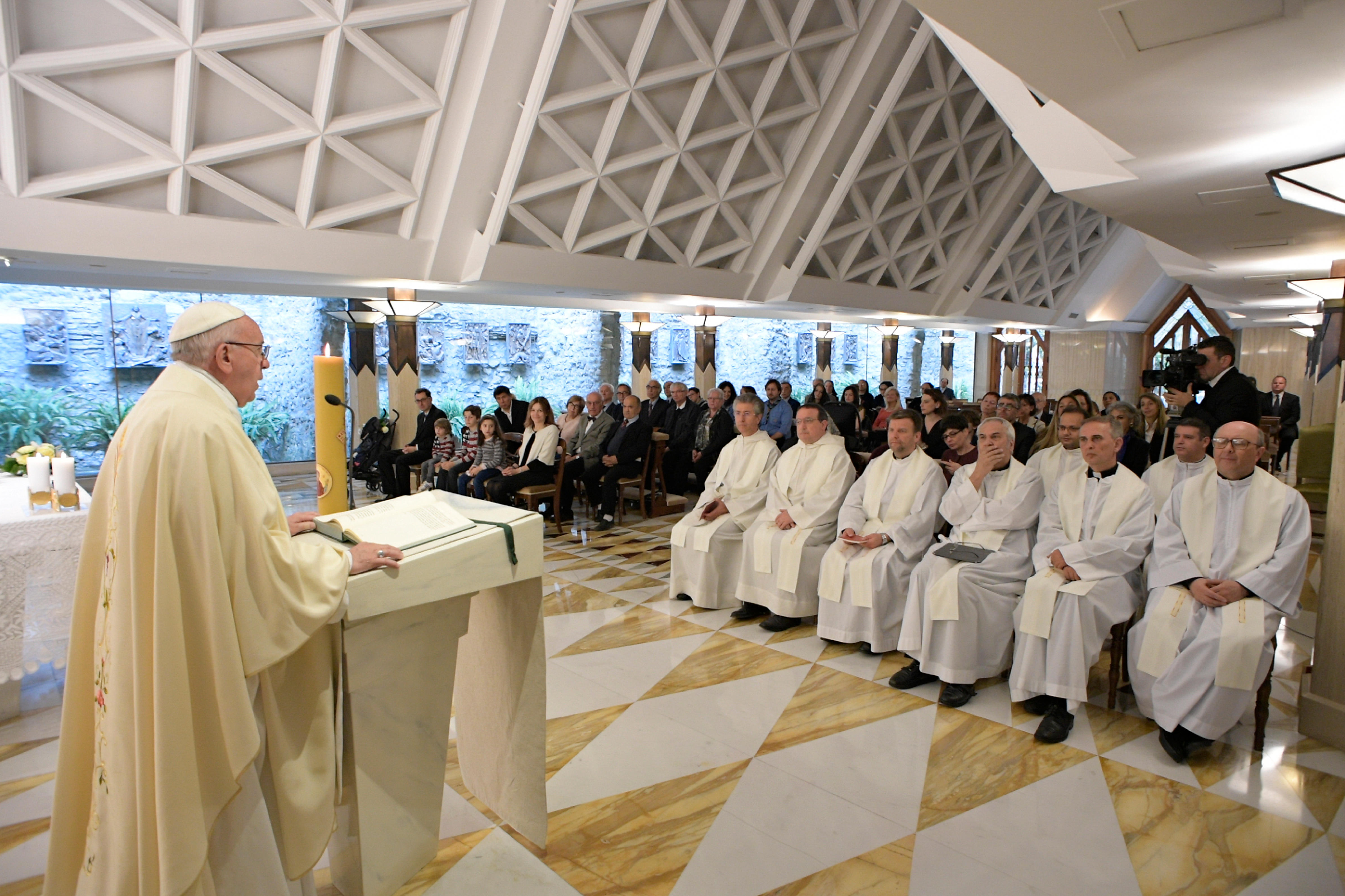 Messe à Sainte-Marthe, 11 mai 2017 © L'Osservatore Romano