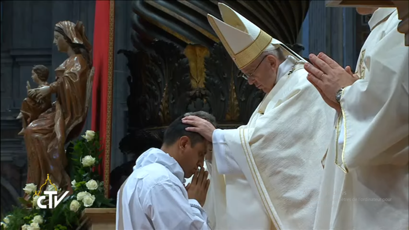 Ordinations sacerdotales, 7 mai 2017, capture CTV