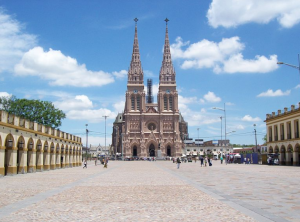 Basilique de Lujan, Argentine © Wikimedia commons / Dario Alpern