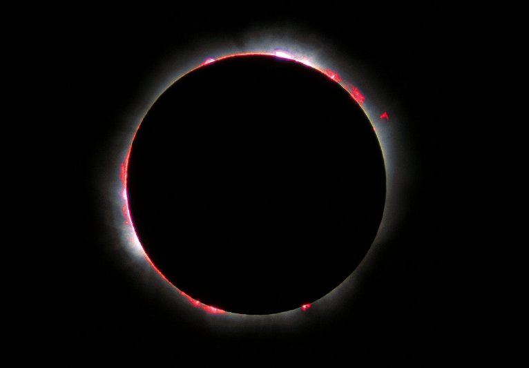 Eclipse solaire © Wikimedia Commons / Luc Viatour