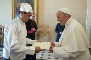 Premier ambassadeur du Myanmar, M. San Lwin 09/11/2017 © L'Osservatore Romano