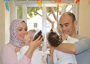 Rayenne et Djihene et leurs parents @ Bambino Gesù