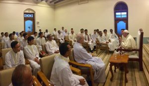 Jésuites du Myanmar © Twitter @antoniospadaro