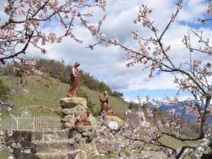 © sanctuaire-notredamedulaus.com