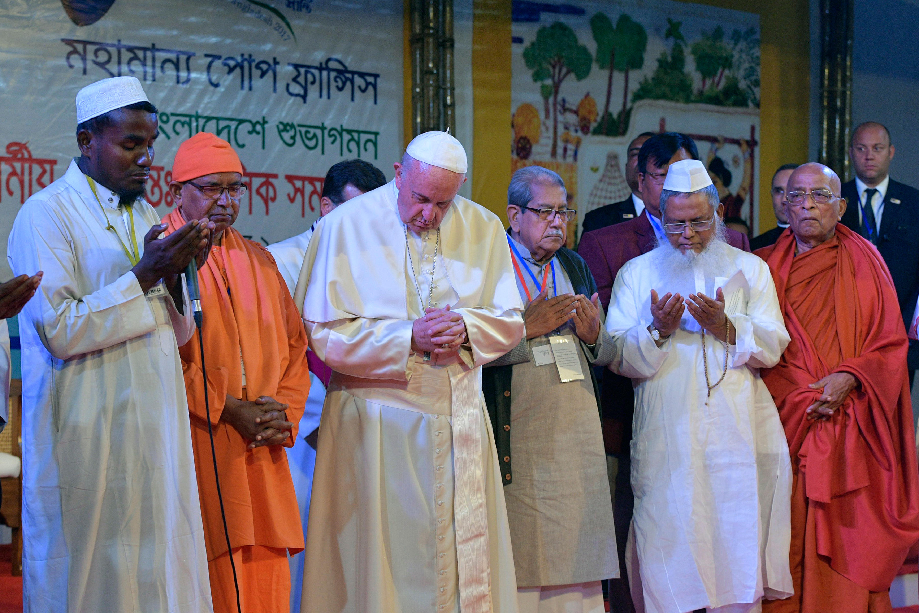 Prière interreligieuse pour la paix, Dacca, Bangladesh © L'Osservatore Romano