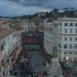 Hommage à l'Immaculée, place d'Espagne, capture CTV