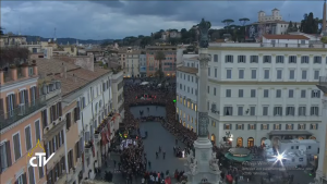 Hommage à l'Immaculée, place d'Espagne, capture CTV