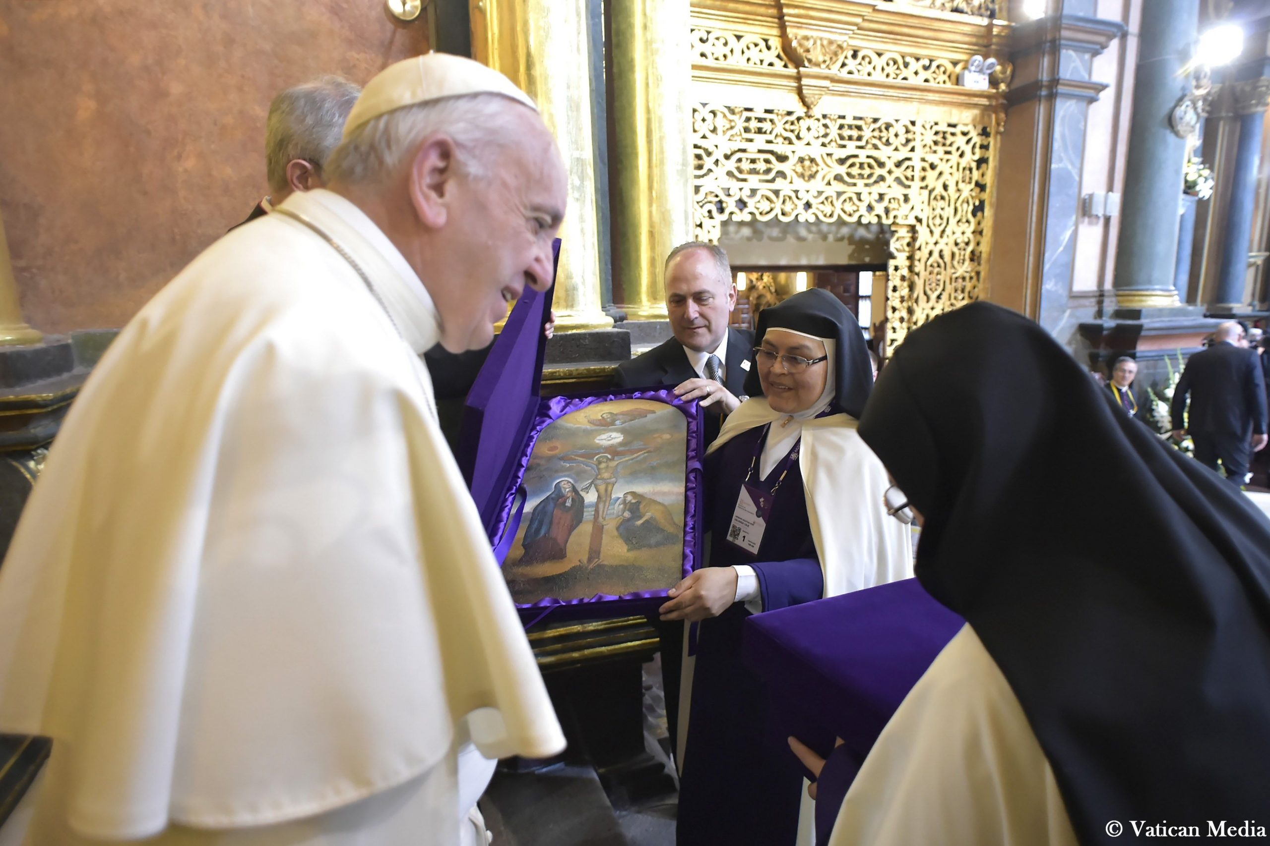 Prière avec les contemplatives au sanctuaire du Seigneur des Miracles, Pérou © Vatican Media