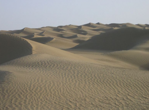 Désert du Taklamakan en Chine © Wikimedia commons /By 6-A04-W96-K38-S41-V38