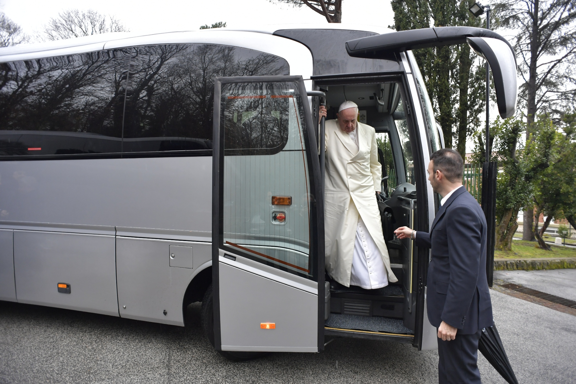 Arrivée du pape François à Ariccia 18/02/2018 © Vatican Media