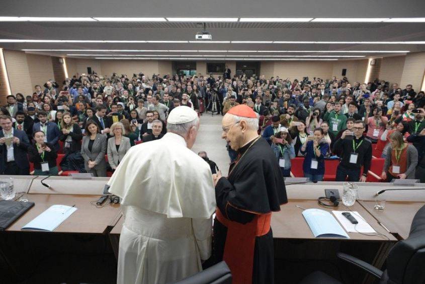 Réunion pré-synodale avec les jeunes © Vatican Media