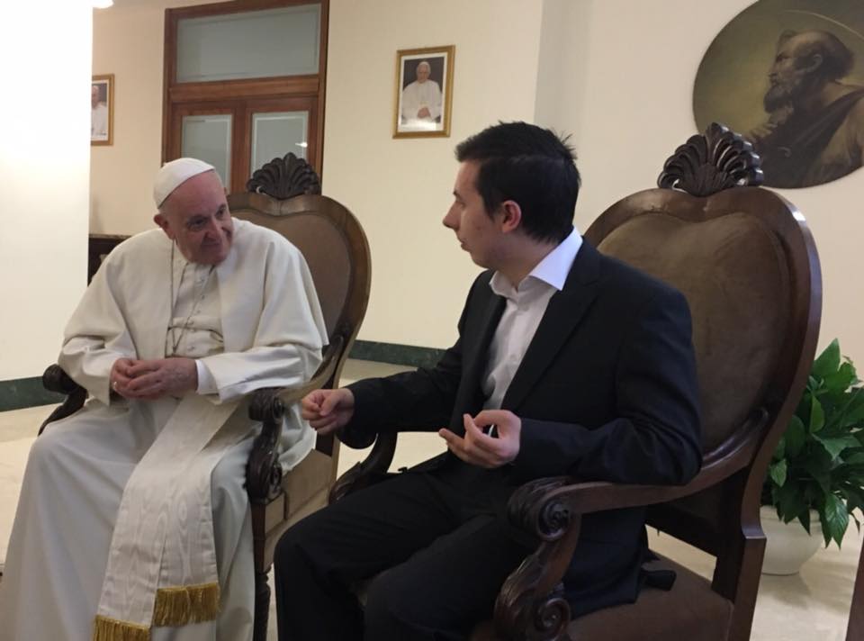 Marin reçu par le Pape 11/04/2018 @ facebook.com/jesoutiensmarin/
