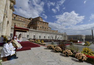 Messe de Pâques place Saint-Pierre © Vatican Media