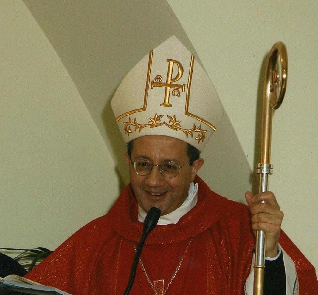 Mgr Bruno Forte @ wikimedia commons / Medan / 2006