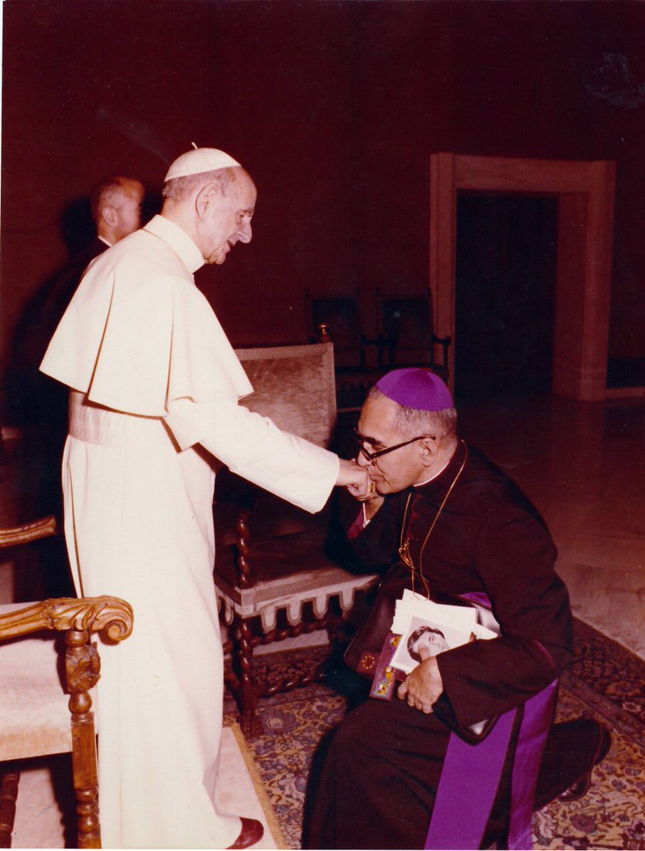 Mgr Romero et le pape Paul VI @BOscarRomero