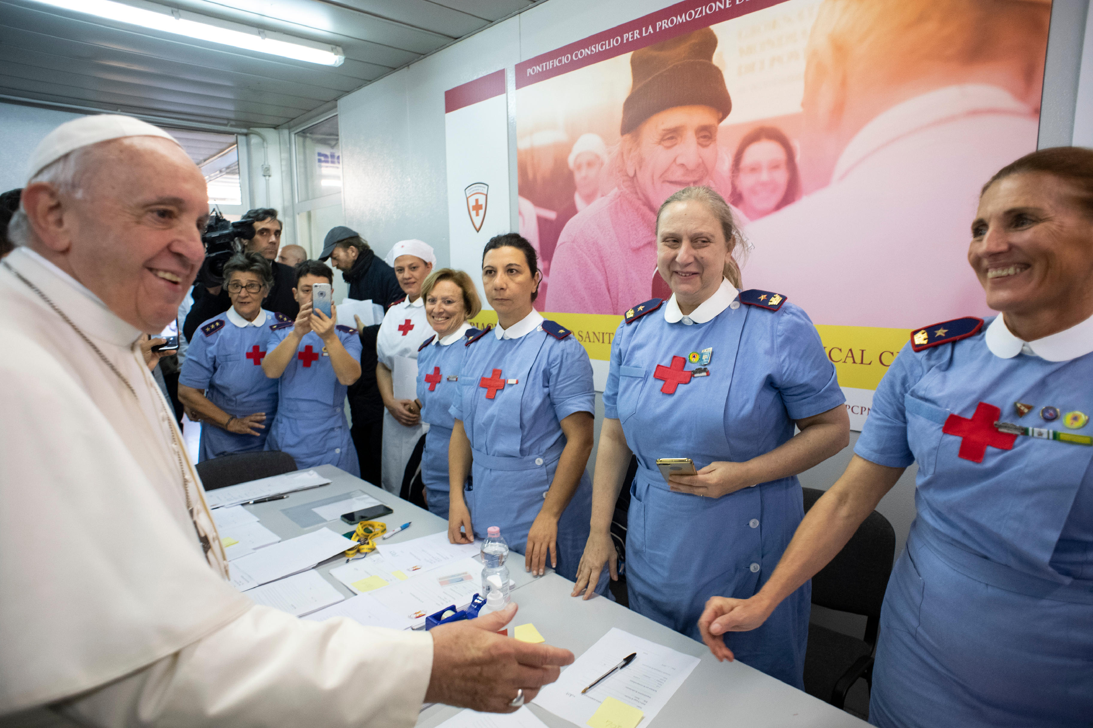 Visite au centre médical, Journée des pauvres © Vatican Media