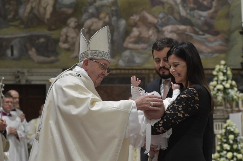 Baptême en la chapelle Sixtine 13 janvier 2019 © Vatican Media