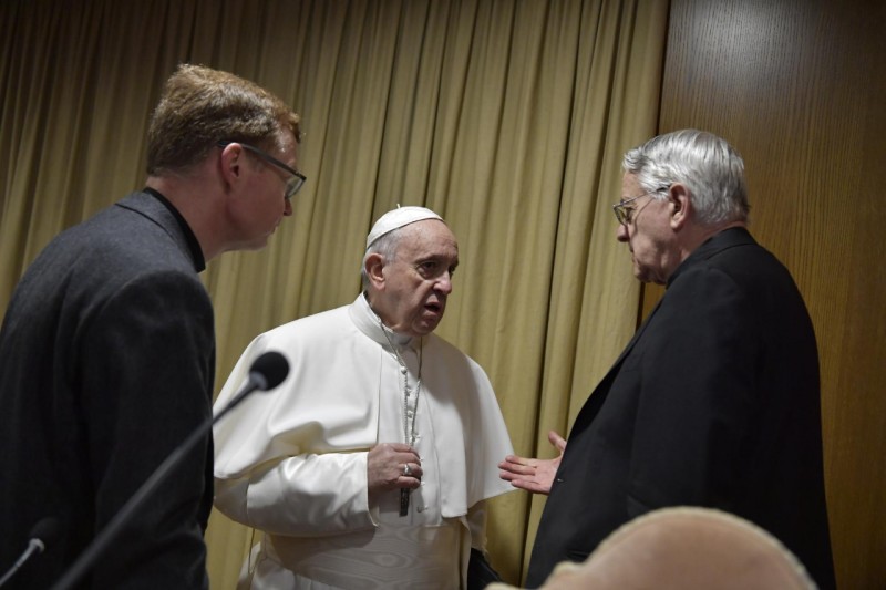Père Zollner et père Lombardi © Vatican Media
