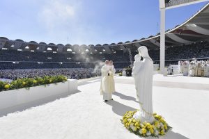 Messe au Zayed Sports City, Abou Dhabi, Emirats arabes unis © Vatican Media
