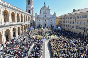 Parvis de la basilique de Lorette 25 mars 2019 © Vatican Media