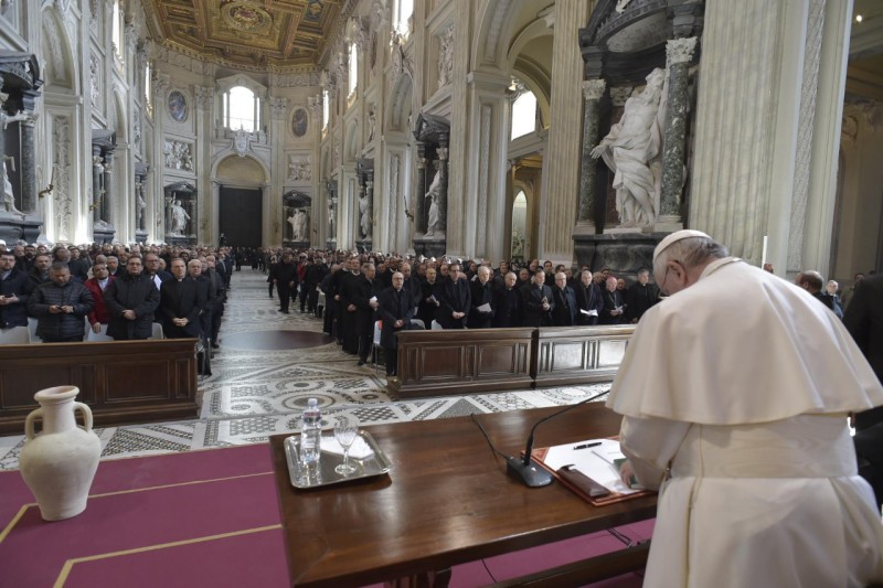 Rencontre du clergé de Rome © Vatican Media