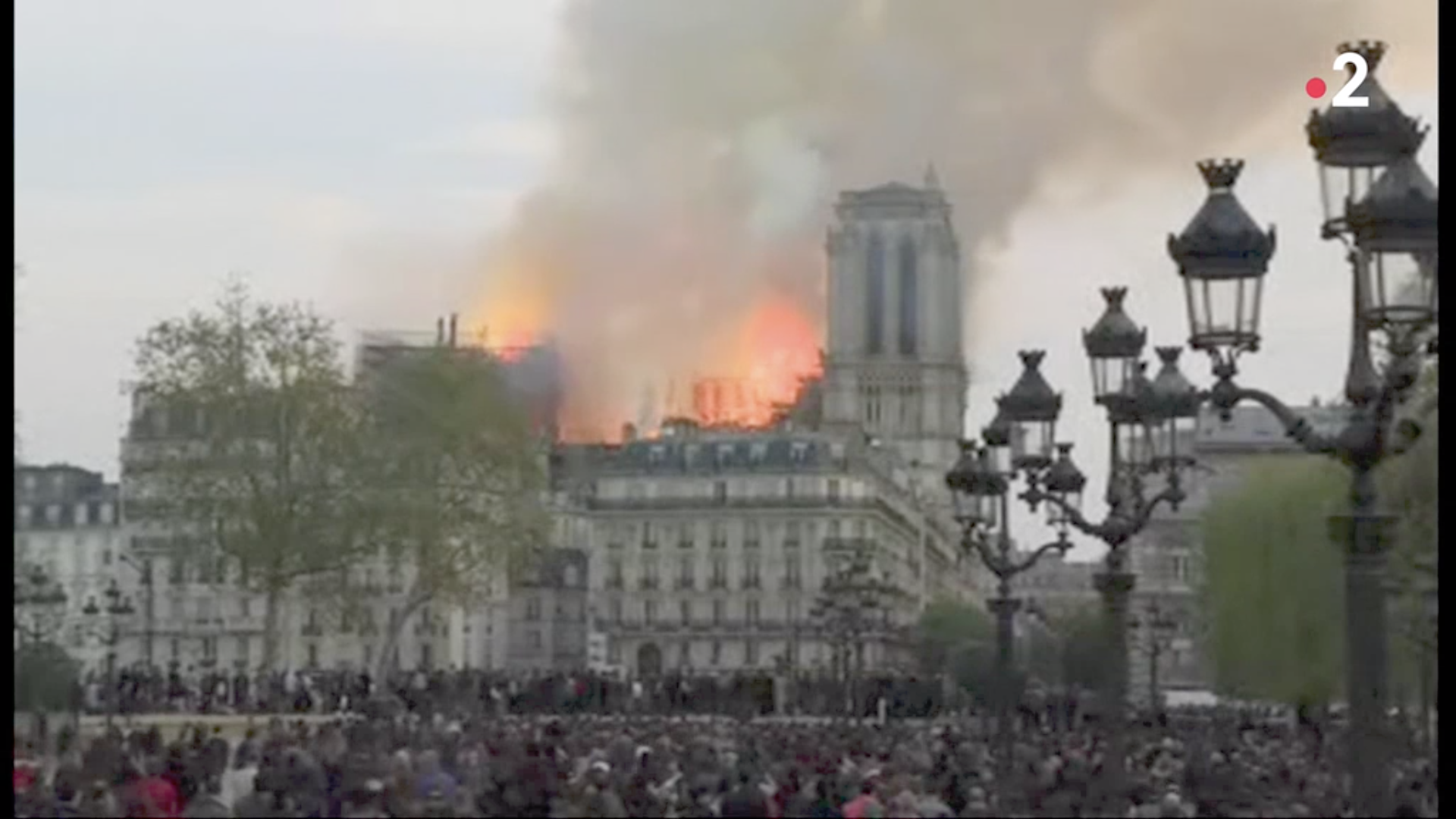 Incendie de Notre-Dame de Paris, capture @France2