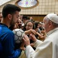 Jeunes sportifs, fédération de football italienne © Vatican Media