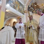 Première communion, église du Sacré-Coeur de Rakovski, Bulgarie © Vatican Media