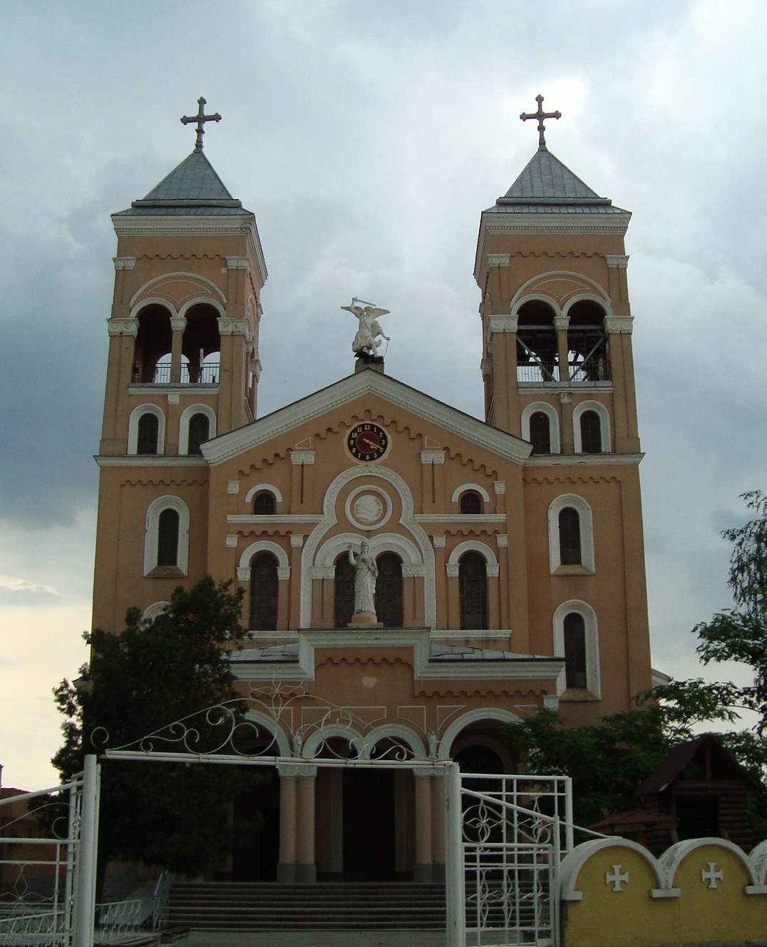 Eglise Saint-Michel, Rakovski (Bulgarie) @ wikimedia commons / Eola