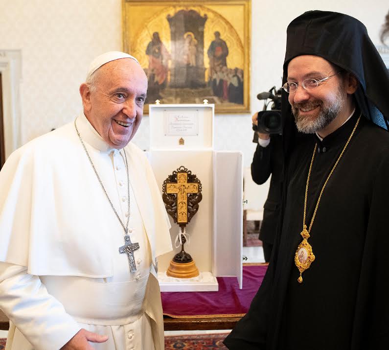 Le pape reçoit l'archevêque Job de Telmessos © Vatican Media