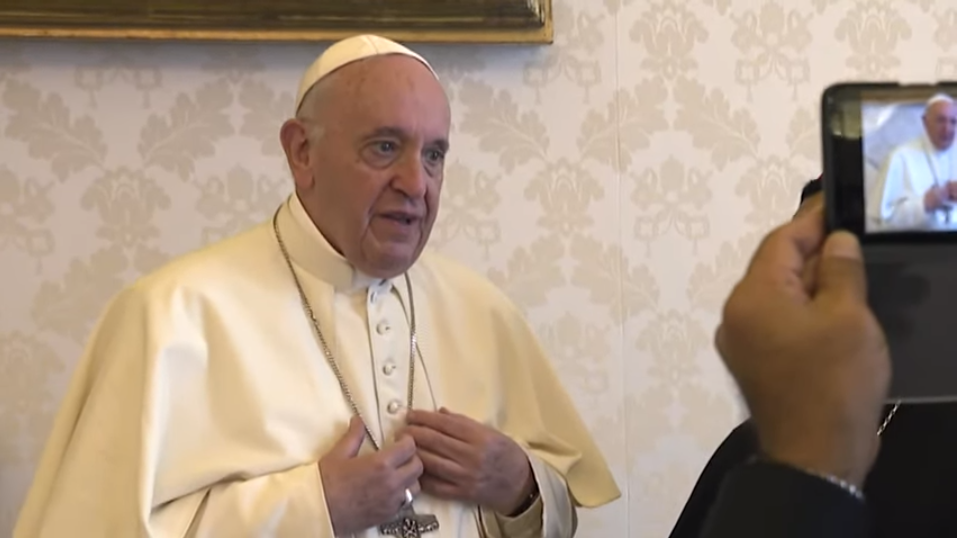 Vidéo du pape aux Indonésiens
