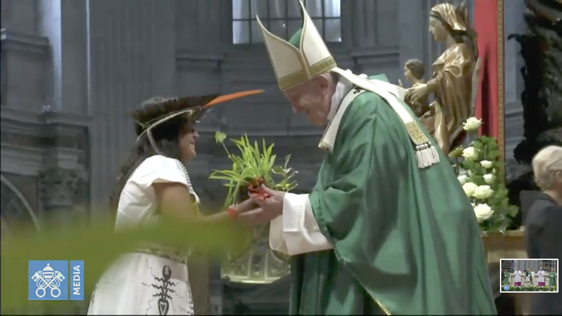 Plantes de l'Amazonie, Synode pur l"Amazonie, offertoire, capture @Vatican Media